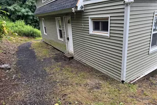 571 River Rd, Shelton, CT 06484 - Photo 5