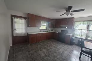 26 Cumley St, Hamden, CT 06514 - Photo 3