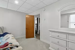 28 Moss St, Stonington, CT 06379 - Photo 13