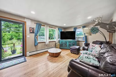 21 Holt Street, Plymouth, CT 06786 - Photo 11