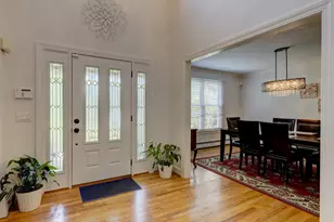 11 Lexington Rd, Avon, CT 06001 - Photo 3