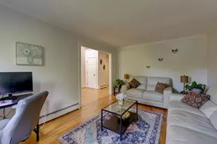 11 Lexington Rd, Avon, CT 06001 - Photo 5
