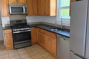 16 Homestead Ave, Danbury, CT 06810 - Photo 3