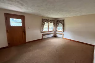 12 Swan Ave, Wallingford, CT 06492 - Photo 3