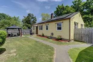 63 Darien Dr, Windsor Locks, CT 06096 - Photo 29