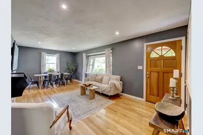 63 Darien Drive, Windsor Locks, CT 06096 - Photo 5