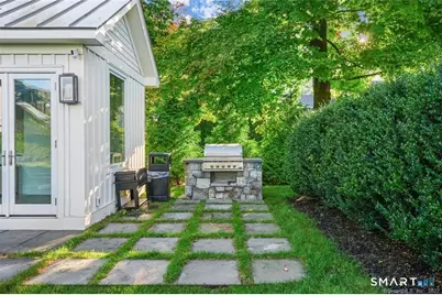 304 Gramercy Park, New Canaan, CT 06840 - Photo 19