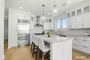 304 Gramercy Park, New Canaan, CT 06840 - Photo 3