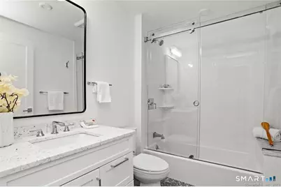 304 Gramercy Park, New Canaan, CT 06840 - Photo 17