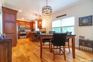 1004 Maple St, Rocky Hill, CT 06067 - Photo 5