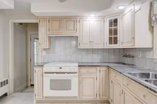 1 Fisk Dr, Newington, CT 06111 - Photo 9