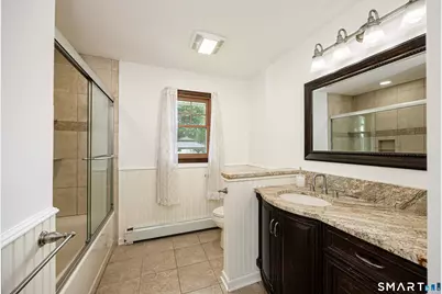 124 Pasadena Avenue, Stratford, CT 06614 - Photo 15