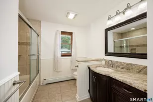 124 Pasadena Ave, Stratford, CT 06614 - Photo 15