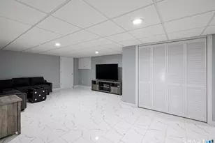 124 Pasadena Ave, Stratford, CT 06614 - Photo 19