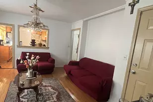 34 Raymond St, Stamford, CT 06902 - Photo 3