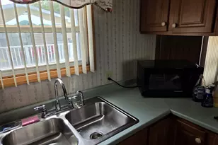 17 Wayne Dr, Windham, CT 06256 - Photo 13