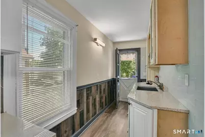 21 Millard Street, New Britain, CT 06051 - Photo 3