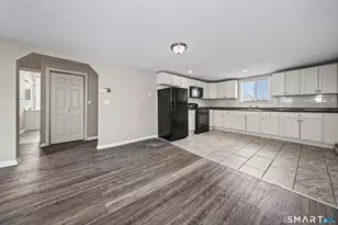 21 Hawkins St, Derby, CT 06418 - Photo 11