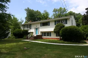 5 Leighton Ct, North Haven, CT 06473 - Photo 1
