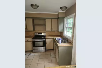 12 Salem Turnpike, Norwich, CT 06360 - Photo 5