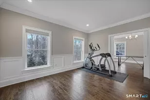 1049 Stillwater Rd, Stamford, CT 06902 - Photo 11