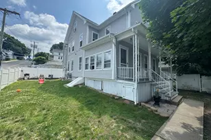 299 High St, Naugatuck, CT 06770 - Photo 3