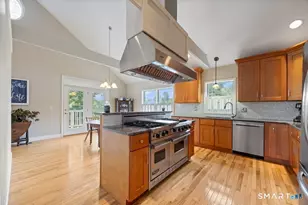 7 Pratt Ln, Wolcott, CT 06716 - Photo 3