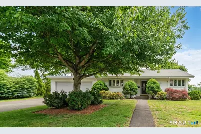 72 Calhoun Avenue, Trumbull, CT 06611 - Photo 3