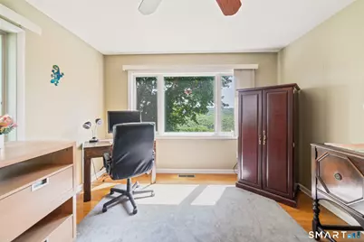 72 Calhoun Avenue, Trumbull, CT 06611 - Photo 23