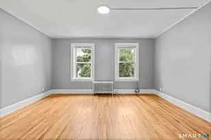 38 Beacon St, Hartford, CT 06053 - Photo 9