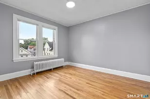 38 Beacon St, Hartford, CT 06053 - Photo 5