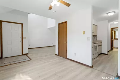 18 Twin Oaks #18, New Milford, CT 06776 - Photo 9