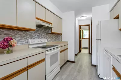18 Twin Oaks #18, New Milford, CT 06776 - Photo 11