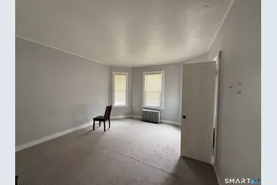 23 Pine Street, Waterbury, CT 06710 - Photo 27