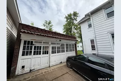 23 Pine Street, Waterbury, CT 06710 - Photo 7