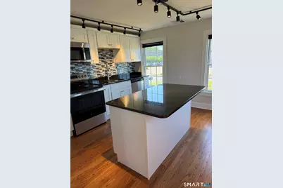 43 Boston Post Road, Madison, CT 06443 - Photo 7