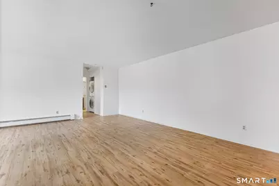 557 Glendale Avenue #557, Bridgeport, CT 06606 - Photo 11