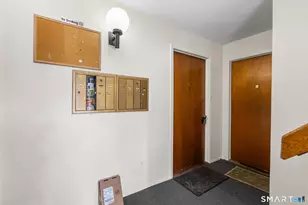 557 Glendale Ave, Bridgeport, CT 06606 - Photo 3
