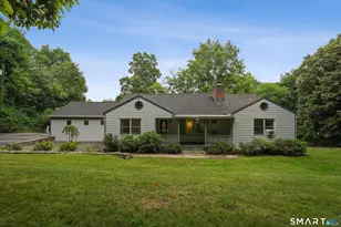40 Comstock Hill Ave, Norwalk, CT 06850 - Photo 1