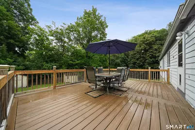 40 Comstock Hill Avenue, Norwalk, CT 06850 - Photo 25