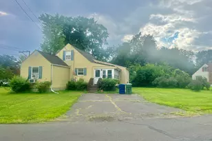 94 Park Ave, Windsor, CT 06095 - Photo 1