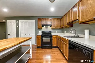 46 S Cherry St, Wallingford, CT 06492 - Photo 9