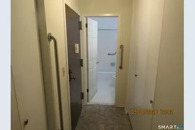235 Henry Avenue #12J, Stratford, CT 06614 - Photo 9