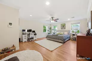37 Stoneham Dr, West Hartford, CT 06117 - Photo 15