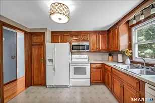 66 East St, Middletown, CT 06457 - Photo 9