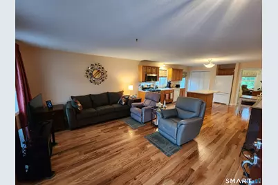 1943 Logans Way, Windsor, CT 06095 - Photo 9