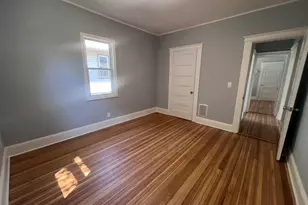 335 Ridgefield Ave, Bridgeport, CT 06610 - Photo 17