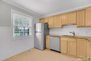 102 Salem Walk, Milford, CT 06460 - Photo 3