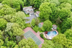7 White Oak Ln, Weston, CT 06883 - Photo 1