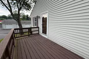 56 Janet Cir, Bridgeport, CT 06606 - Photo 27